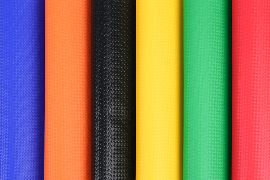 フィットネス機器用の耐汗性、耐摩耗性合成皮革